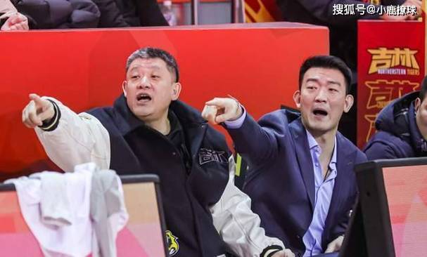 CBA一夜爆出两大冷门!卫冕冠军遭黑马掀翻,山东无缘23分大逆转