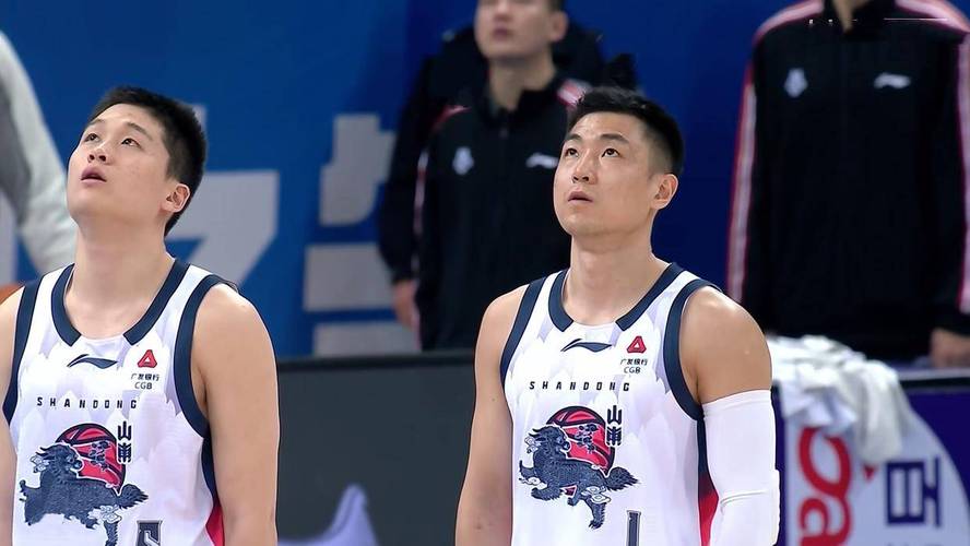 山东男篮爆冷输球,天津扮强队杀手于德豪6+4+4决战送无谓罚球