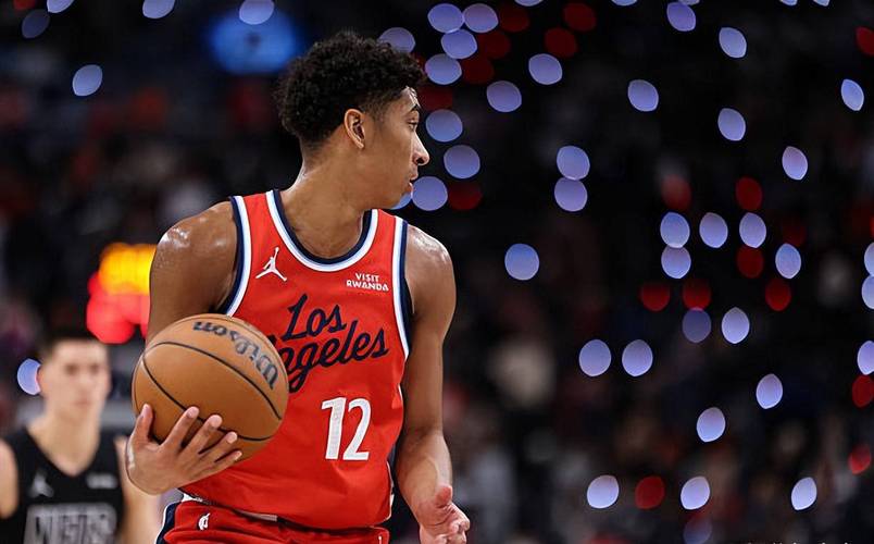 有能力起到更重要的角色！快船后场新星的进步还是非常明显的