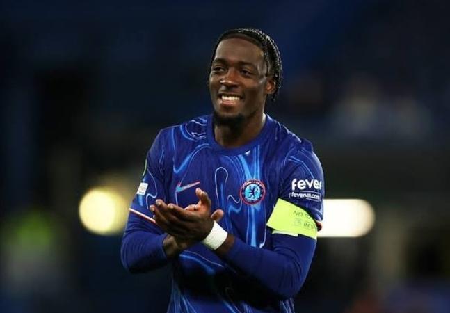 英媒:迪萨西即将租借加盟西汉姆联