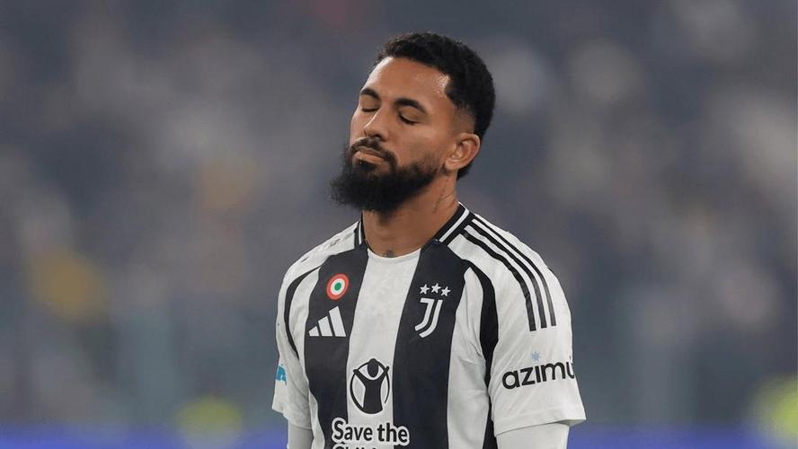 跟队记者:孔塞桑当初说过,圣地亚哥加盟时就带着脚踝的问题