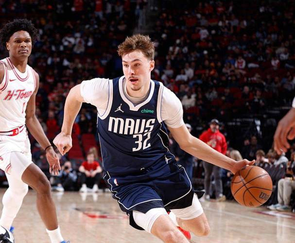 西部最新排名：马刺重回第2，火箭坐4望3，3队抢第5，快船杀到第9