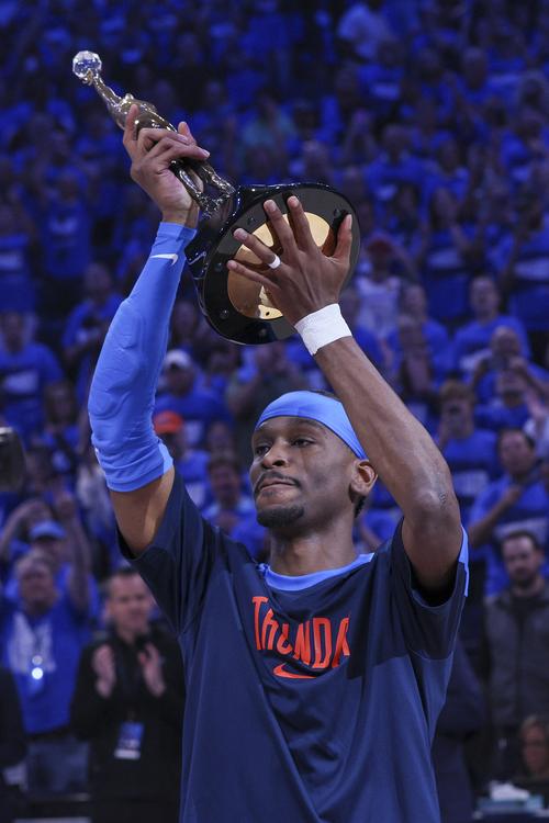 正面击败!亚历山大的第二座MVP,已无悬念