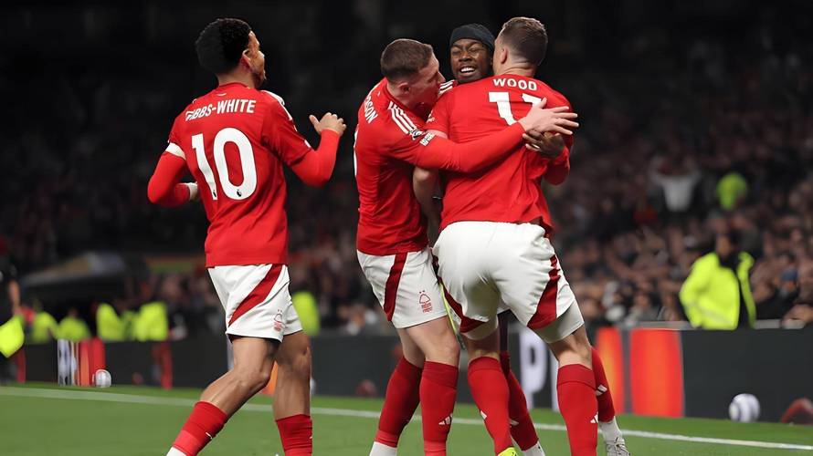 天空:迪萨西预计将租借加盟西汉姆,他想留在英超尤其是伦敦