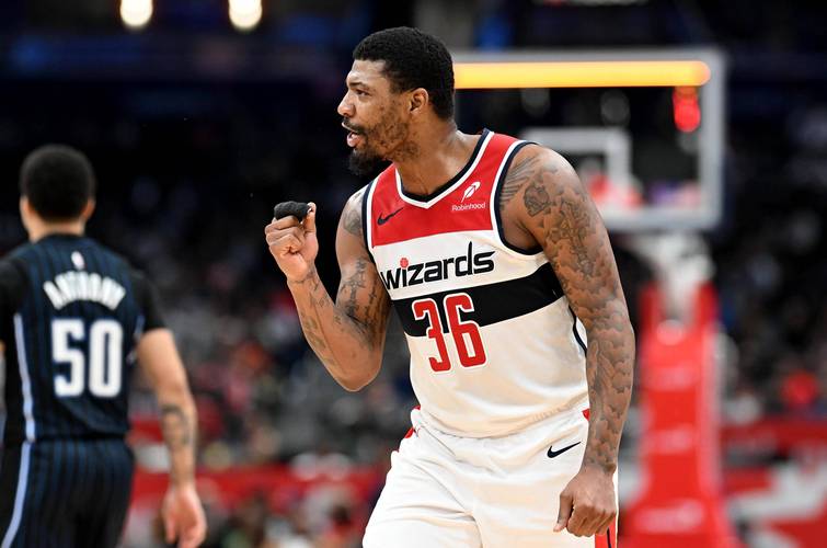 湖人防守与空间问题显现东詹与斯玛特成关键目标_NBA直播