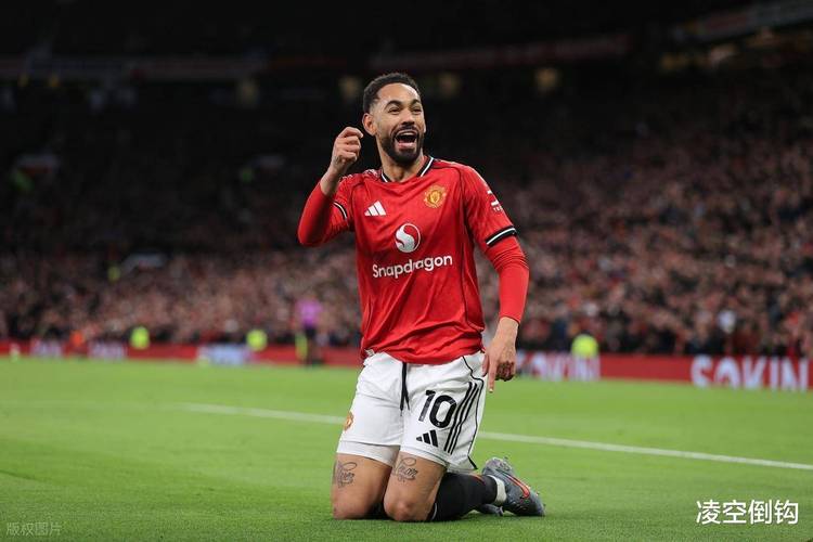 太骚了，阿什利扬：我们都在讨论卡塞米罗的不看人传球助攻