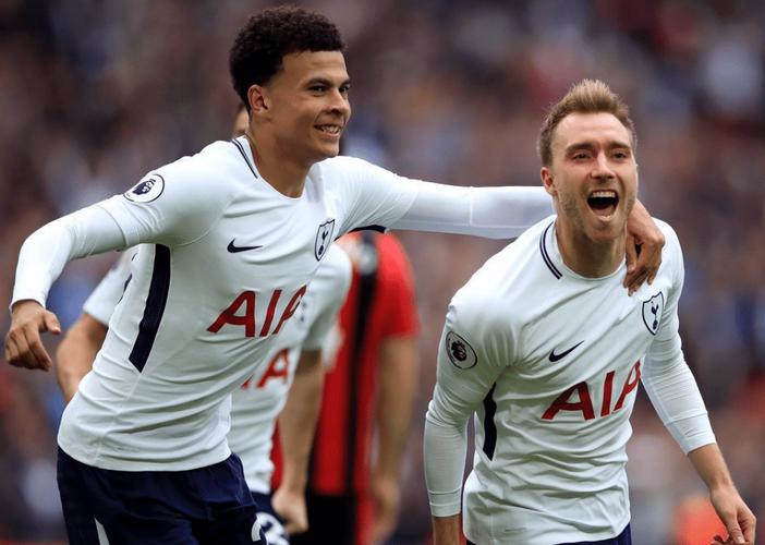 半场猛揍热刺半场被猛揍曼城大起大落丢两分不冤