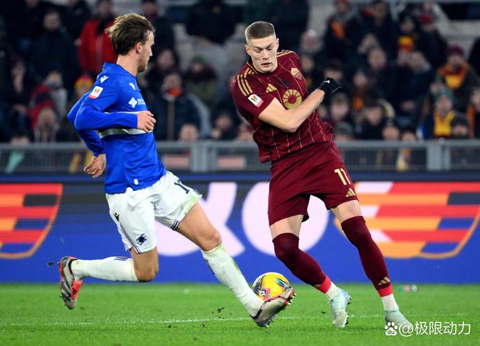 阿尔梅达：我和贾努扎伊说，他进一个球我就抱他一下