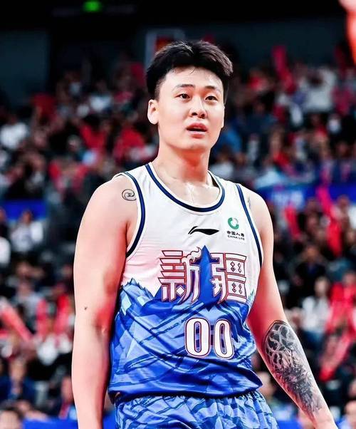 破防了!赵睿喷新疆球迷出现不当言论,有点败人品了!