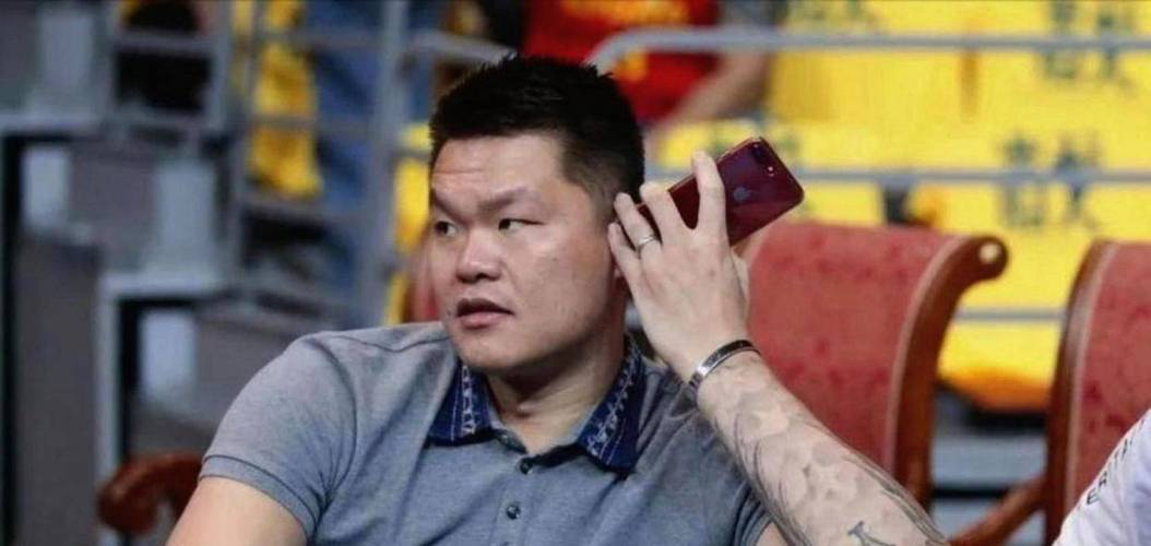 首败宁波朱芳雨抓耳挠腮！大V道出广东症结批判杜锋仍存1利好