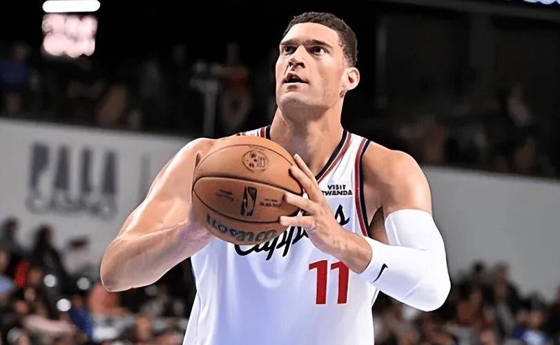 快船11793轻取太阳球员评价:5人满分,3人及格,邓恩低迷