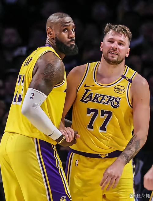詹姆斯22+6，东契奇30+15+8+5记3分创纪录，湖人不敌尼克斯