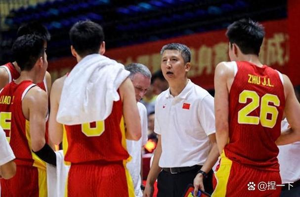 中国男篮决战日本队，最新大名单曝光，徐杰还没戏，顶级锋线加入