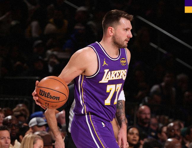 差距很大！东契奇30+15+8，湖人完败尼克斯，球队缺少一个主心骨