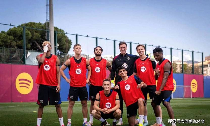 每体：蒂亚戈暂无意独立执教其他球队，仍安心担任巴萨助教