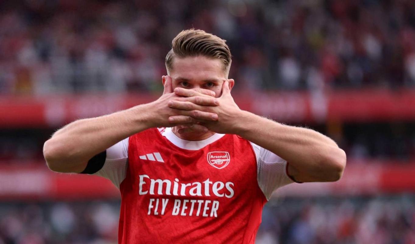 阿森纳官方：梅里诺右脚骨损伤，将接受手术并长期缺阵