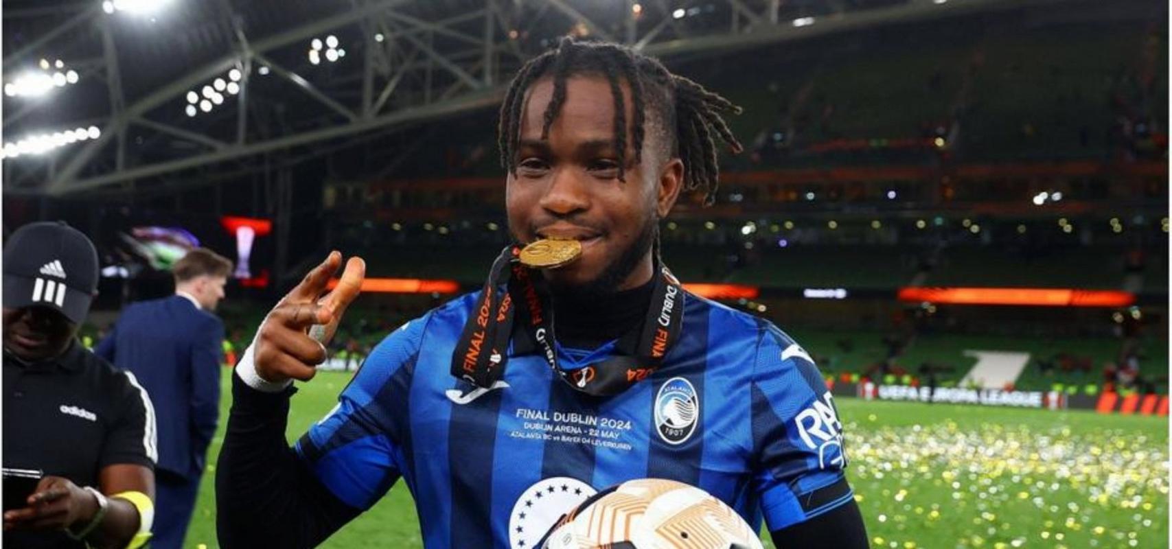 马竞官方：与亚特兰大就卢克曼转会达成协议，球员已到马德里