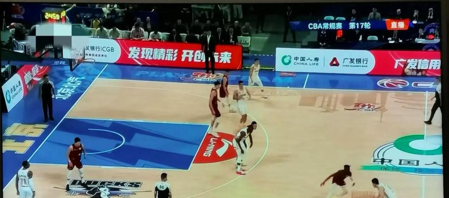 常规赛第22轮半场表现出色轮换人员不足败给深圳_CBA直播