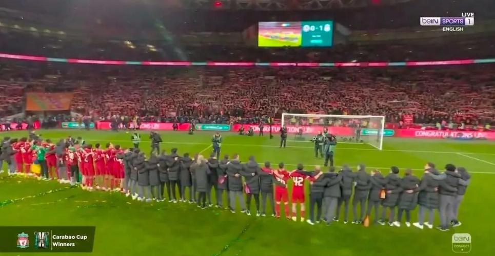 利物浦球星进球后泪洒赛场，深情悼念亡父