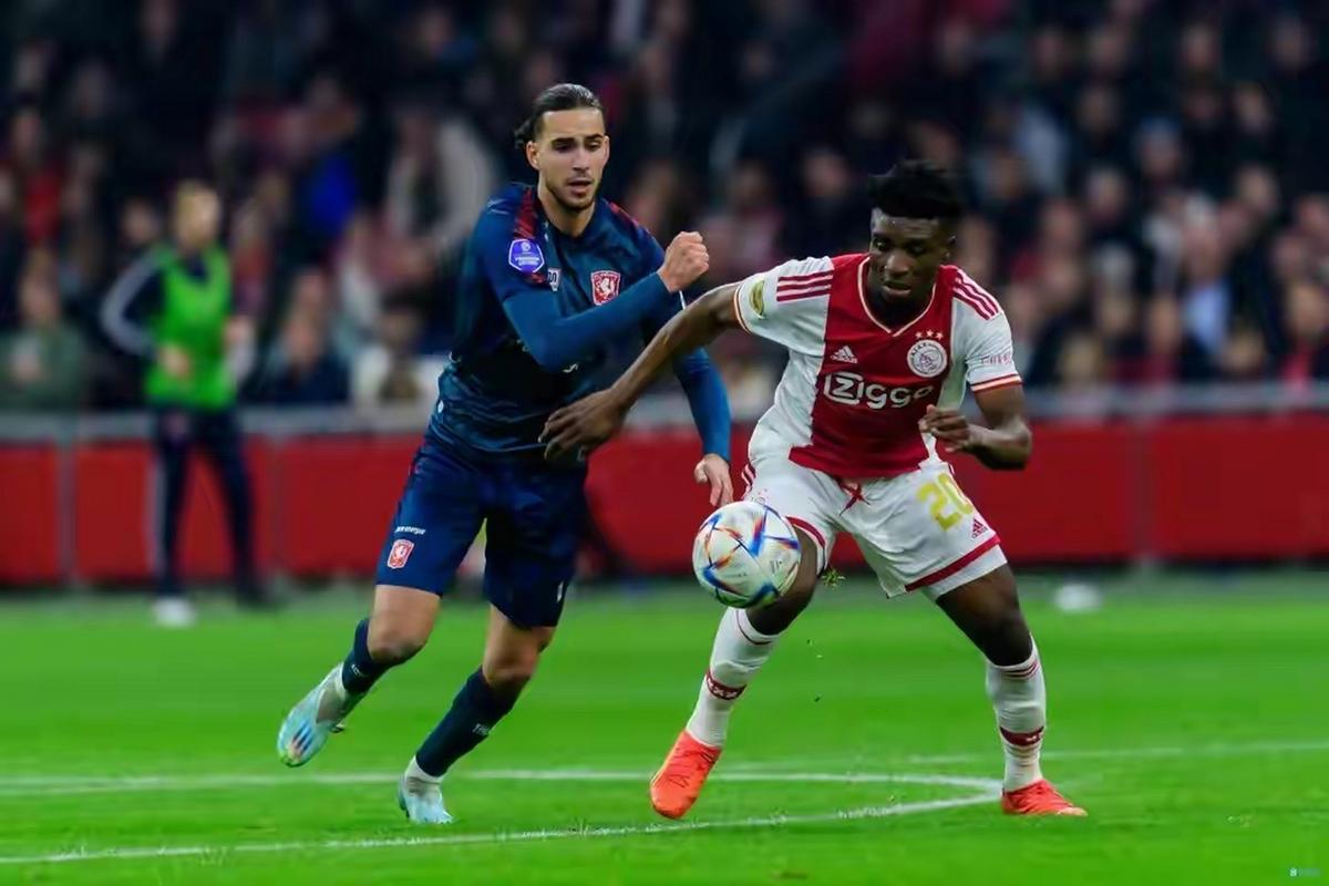 切尔西跟队记者发布专栏文章：球员在冲突中表现得很有风度