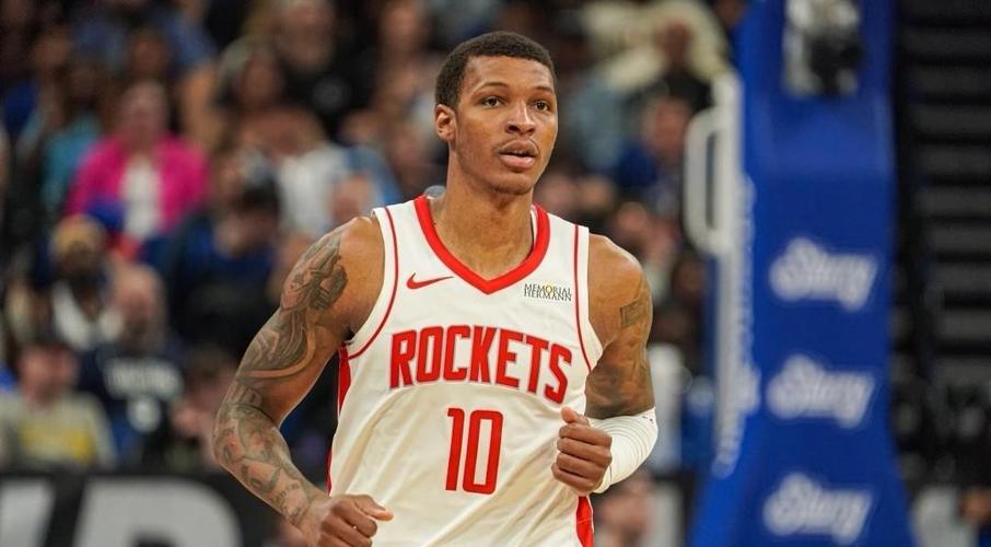 攻守俱佳的顶级3D锋线！火箭不与他完成提前续约真是错误的选择