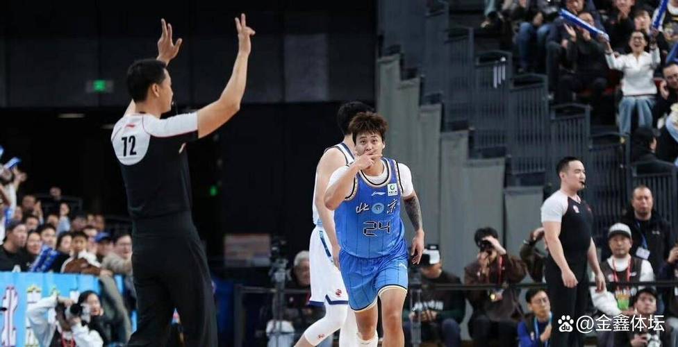 输给青岛2分！北京队3人表现糟糕，要为输球买单