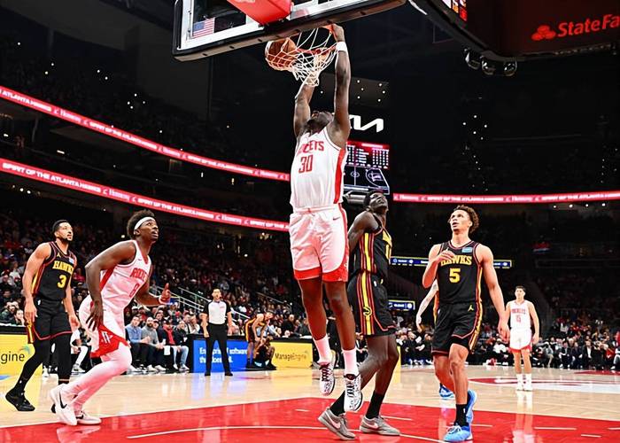 先发中锋状态糟糕，但火箭还是不愿意给这位内线新援多一些时间