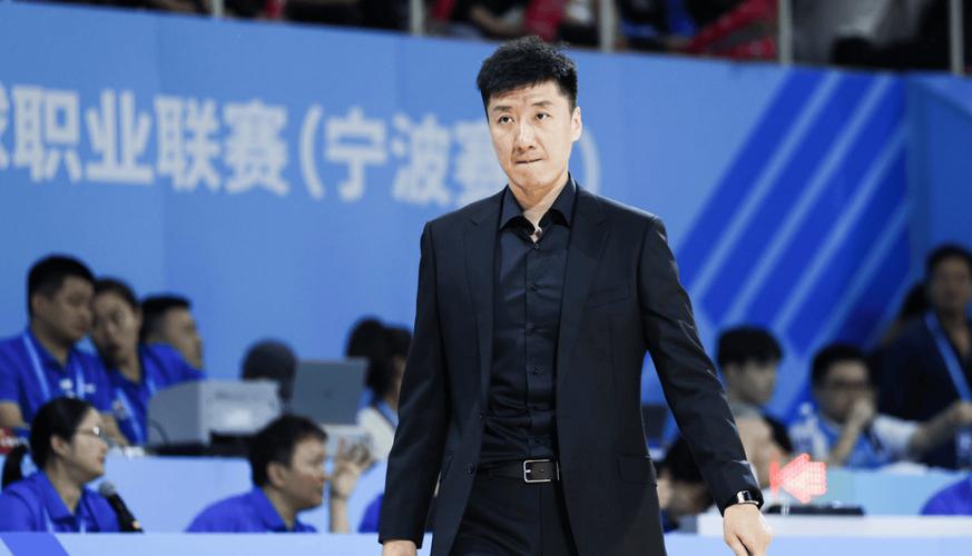 离任了霍楠闪现塞尔维亚四川惨败58分他不管球队了吗