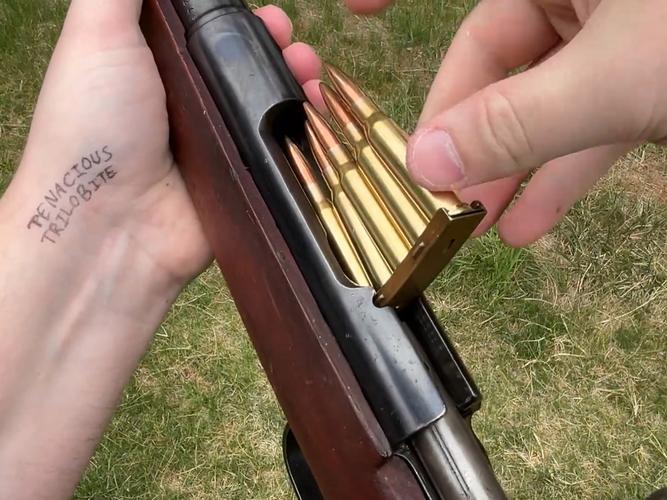 截止日前第一枪