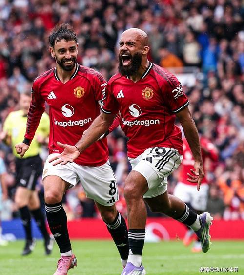 曼联无惧争议判罚！点球取消仍破门，胖虎又建功，1数据仅次枪手