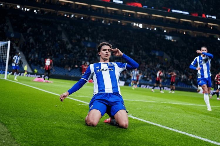 罗马诺：马竞曾尝试与波尔图谈贝加的转会，但交易未能推进