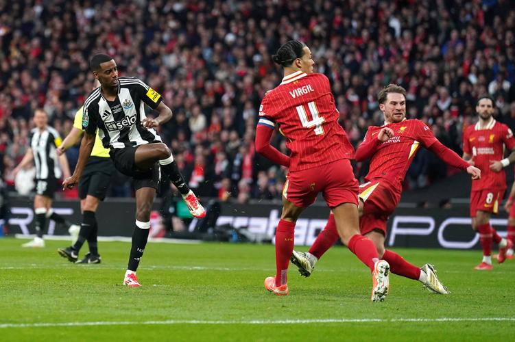 林良锋：赢纽卡不止3分，利物浦进攻轴心成型