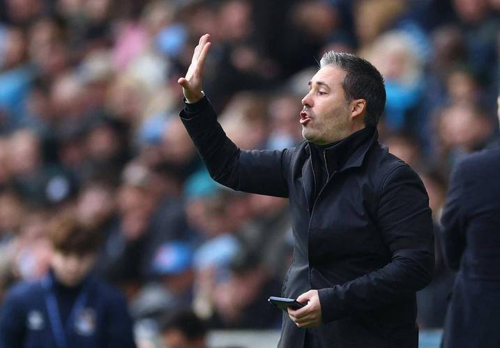 记者：莱斯特城等英冠球队有意租借赫尔曼森，西汉姆不愿放人