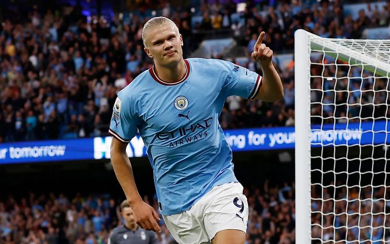 近两个赛季英超姆伯莫直接参与36球，仅次于萨拉赫、哈兰德