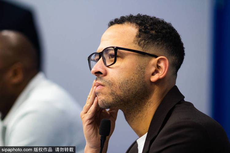 记者：切尔西试图召回马马杜萨尔，该交易与雅凯无关