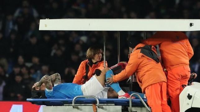 斯基拉：迪洛伦佐伤势比预期轻，影响那不勒斯引援策略