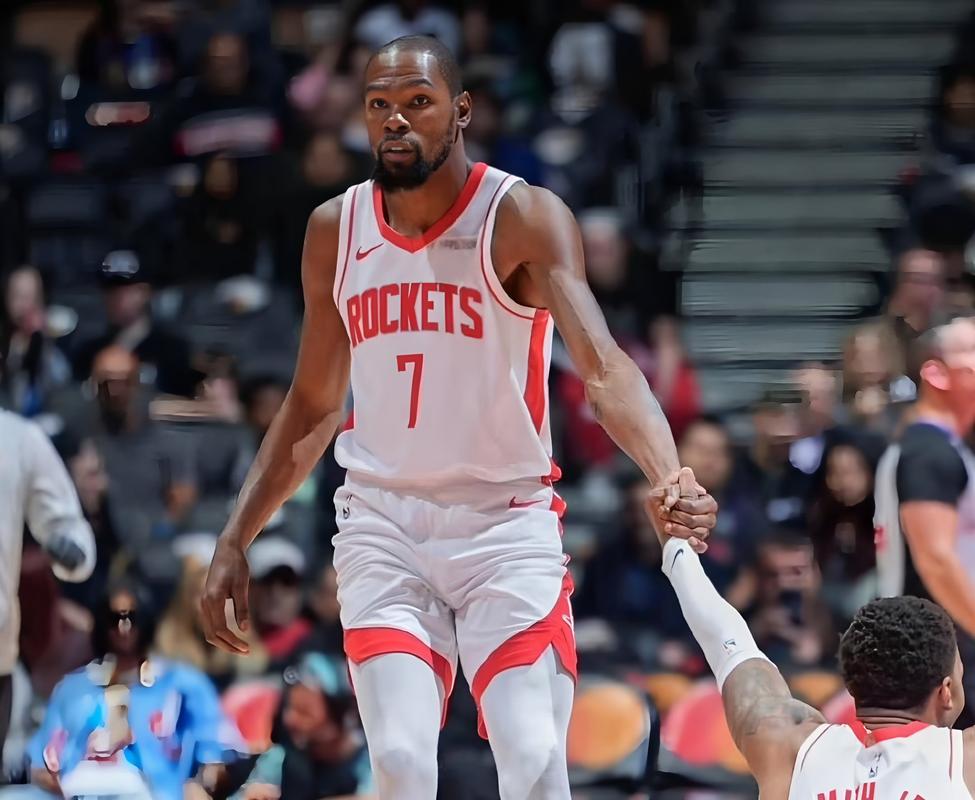 火箭小将堪称完美！近8战场均准三双+2断1帽仅1.6失误太无解