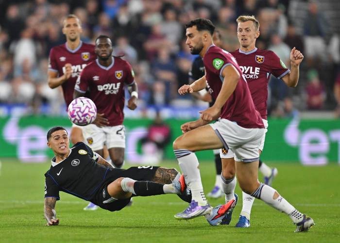 切尔西3比2西汉姆完成双杀，恩佐绝杀球证明关键性，主帅应变到位