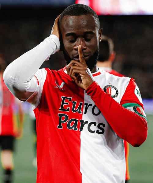 记者：若桑德兰阻挠海特勒伊达离队，利物浦可能求购绍洛伊