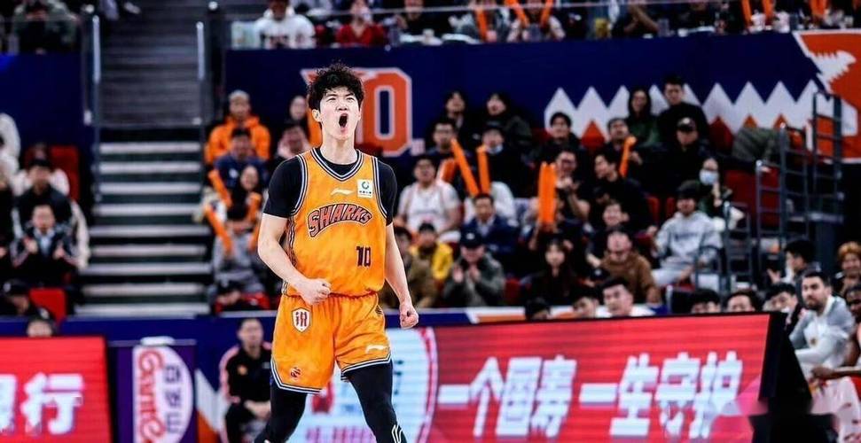 备战同曦！李弘权参加踩场，卢伟单独执教小偰，郭昊文与众人叙旧