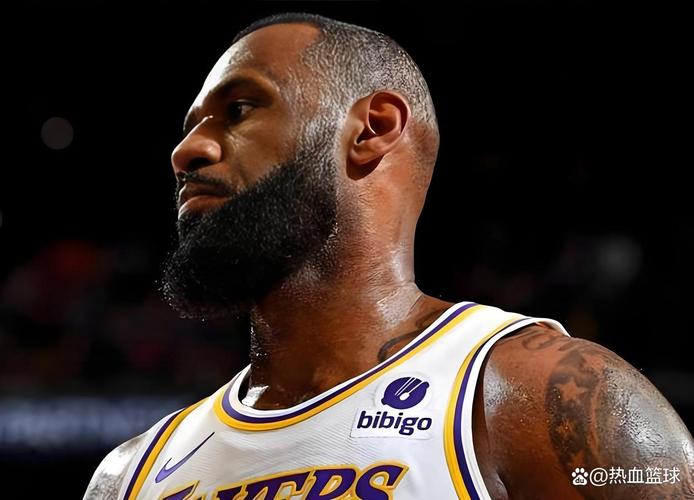湖人客战东部劲旅，里夫斯接近复出，两原因让紫金军被看衰