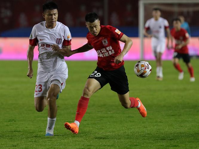 长春亚泰6比0成都蓉城！重返中超稳了上演一天两胜，打出统治力