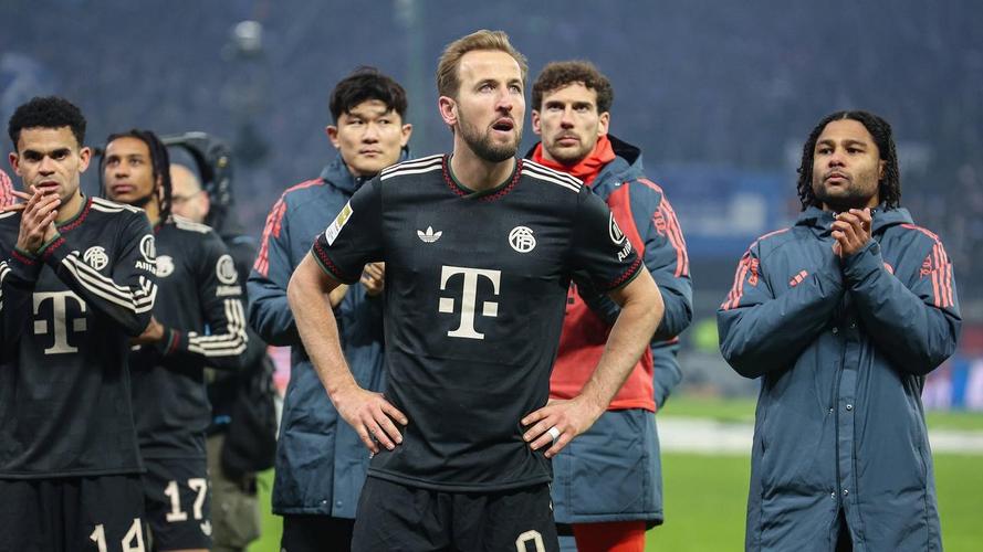 拜仁2连崩爆冷平弱旅，9分领跑优势缩水，凯恩救主也难掩危机