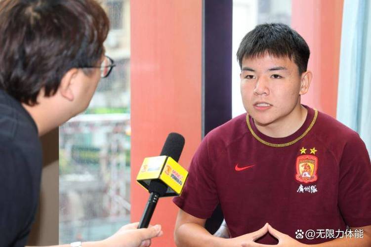 组队踢中冠！恒大足校去年已有16人踢上中超：连拿4个冠军