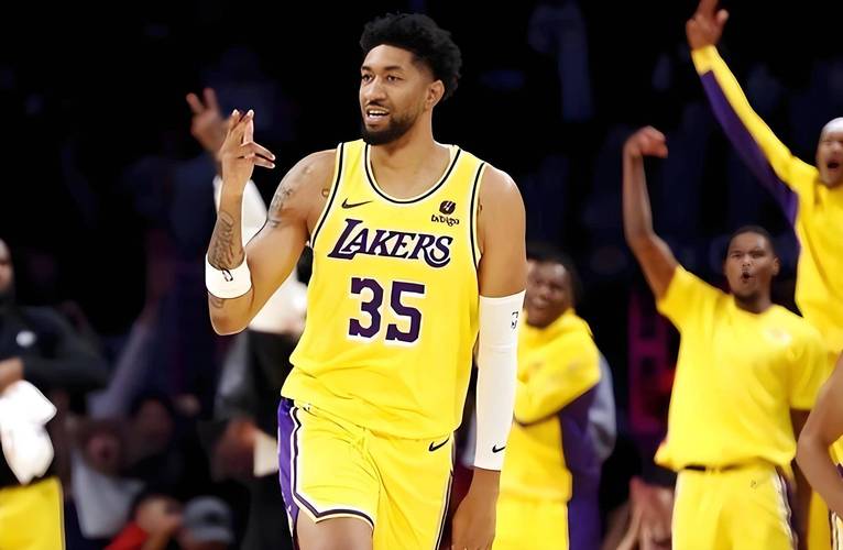 经纪人主导引援湖人引援风波背后：巨星最后一舞与球队长远规划