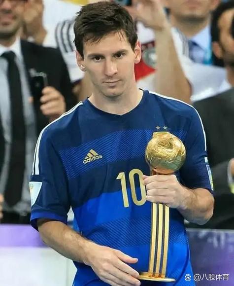 被誉为顶级天才，22岁闪耀世界杯，天选之子的格策后来去了哪里