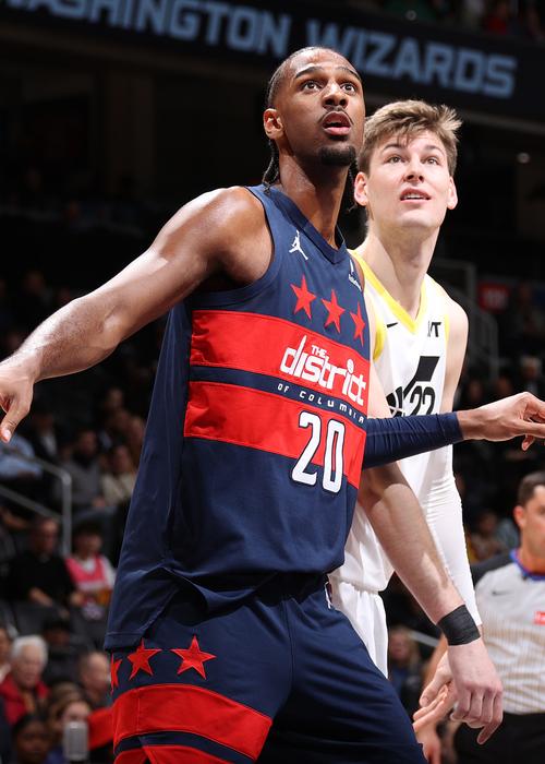 NBA常规赛篮网2726领先爵士