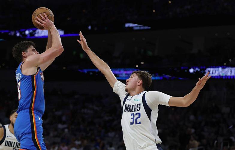 弗拉格34+12+5完胜杜兰特，申京20中6阿门准三双，火箭险胜独行侠