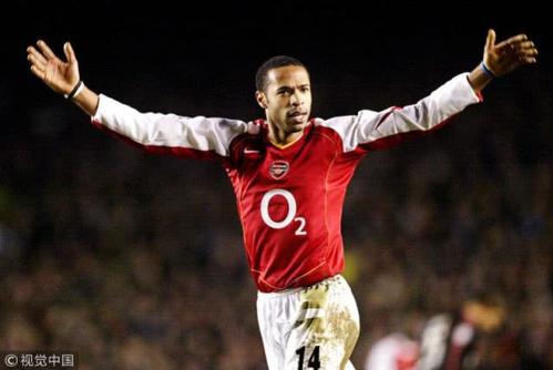 17岁享受二世的头衔，英超进1球，26岁养老，32岁转型