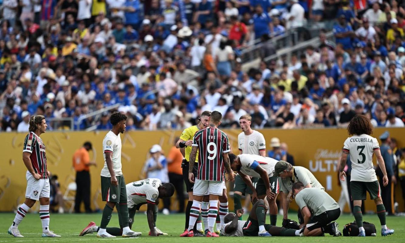 复盘切尔西32西汉姆：疯狂逆转再现蓝军铁血，罗塞尼尔很靠谱